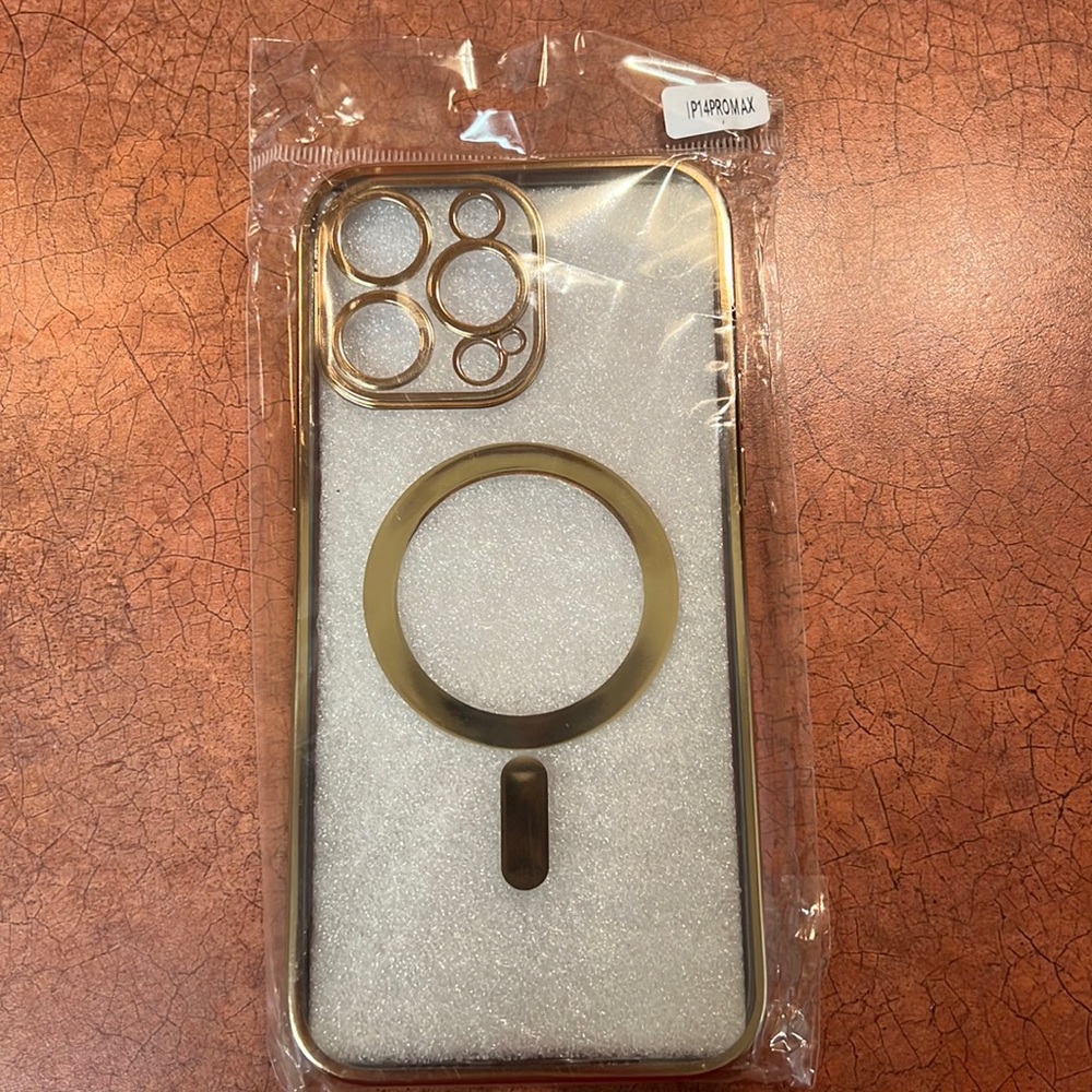 Gold Luxury Clear MagSafe Case